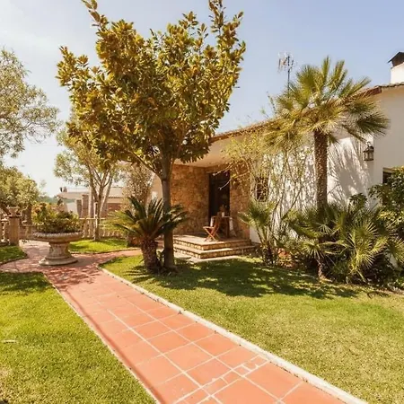 Escapada Con Piscina Climatizada Y Area Infantil *